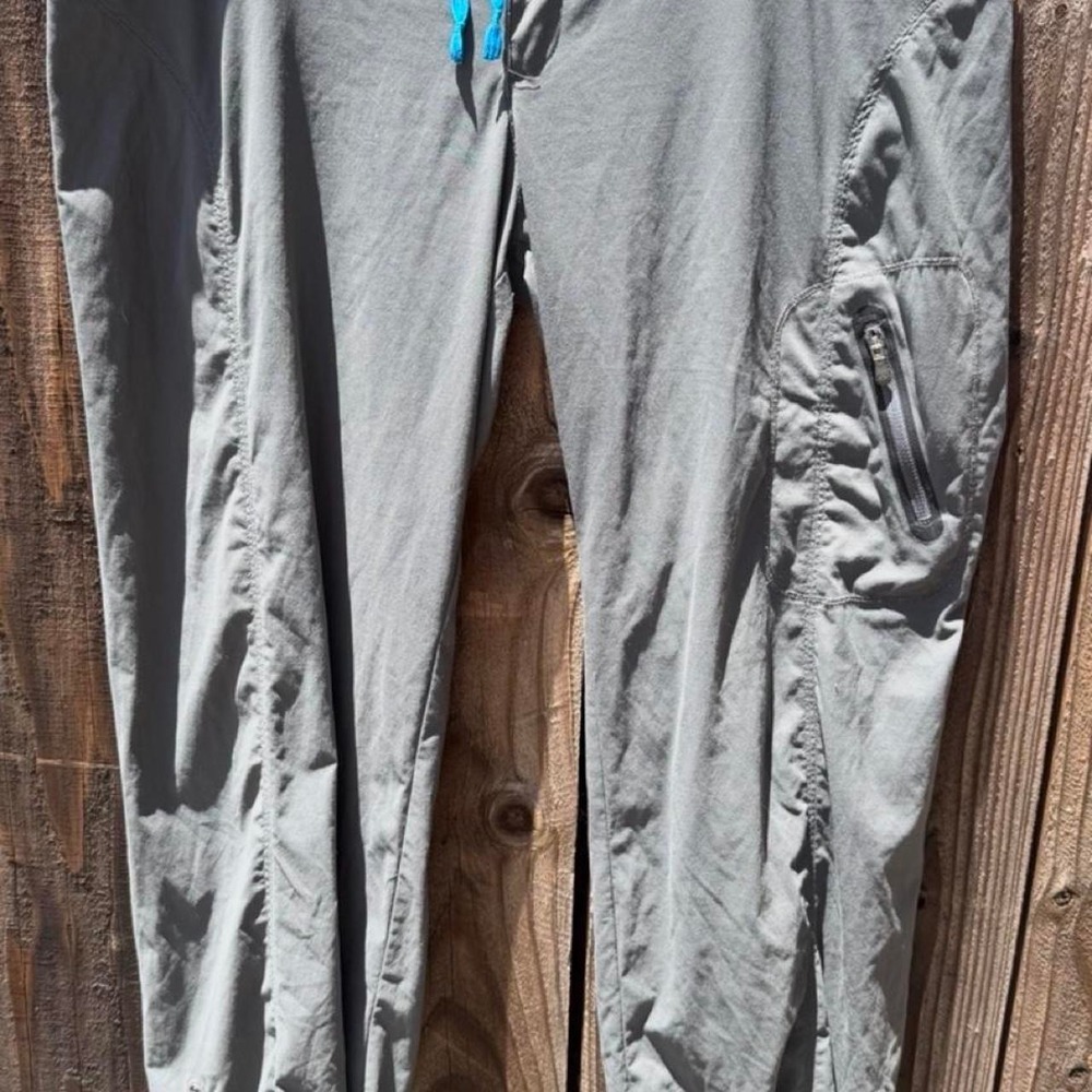 Columbia women's hiking pants gray size 16